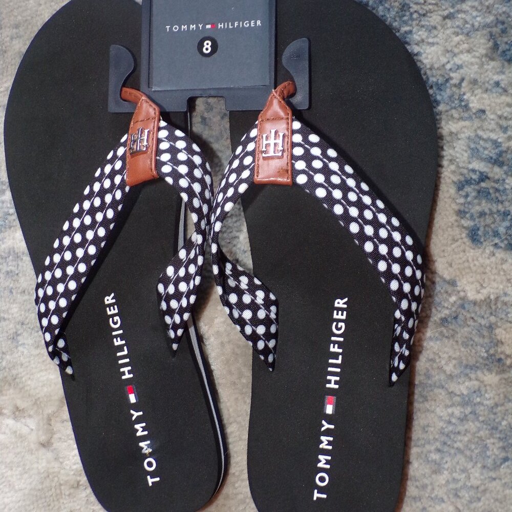 Tommy Hilfiger Cute Flip Flops - Picture 2 of 5
